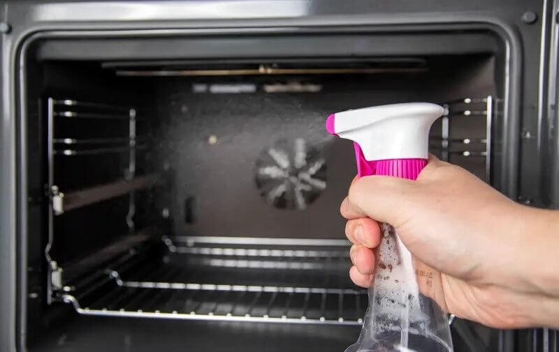 Toaster oven cleaning tips
